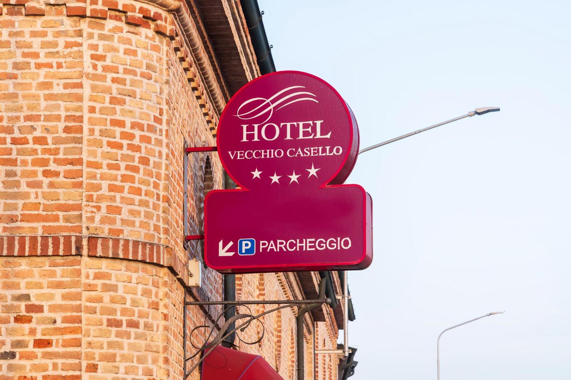 Hotel Vecchio Casello Castelleone Экстерьер фото