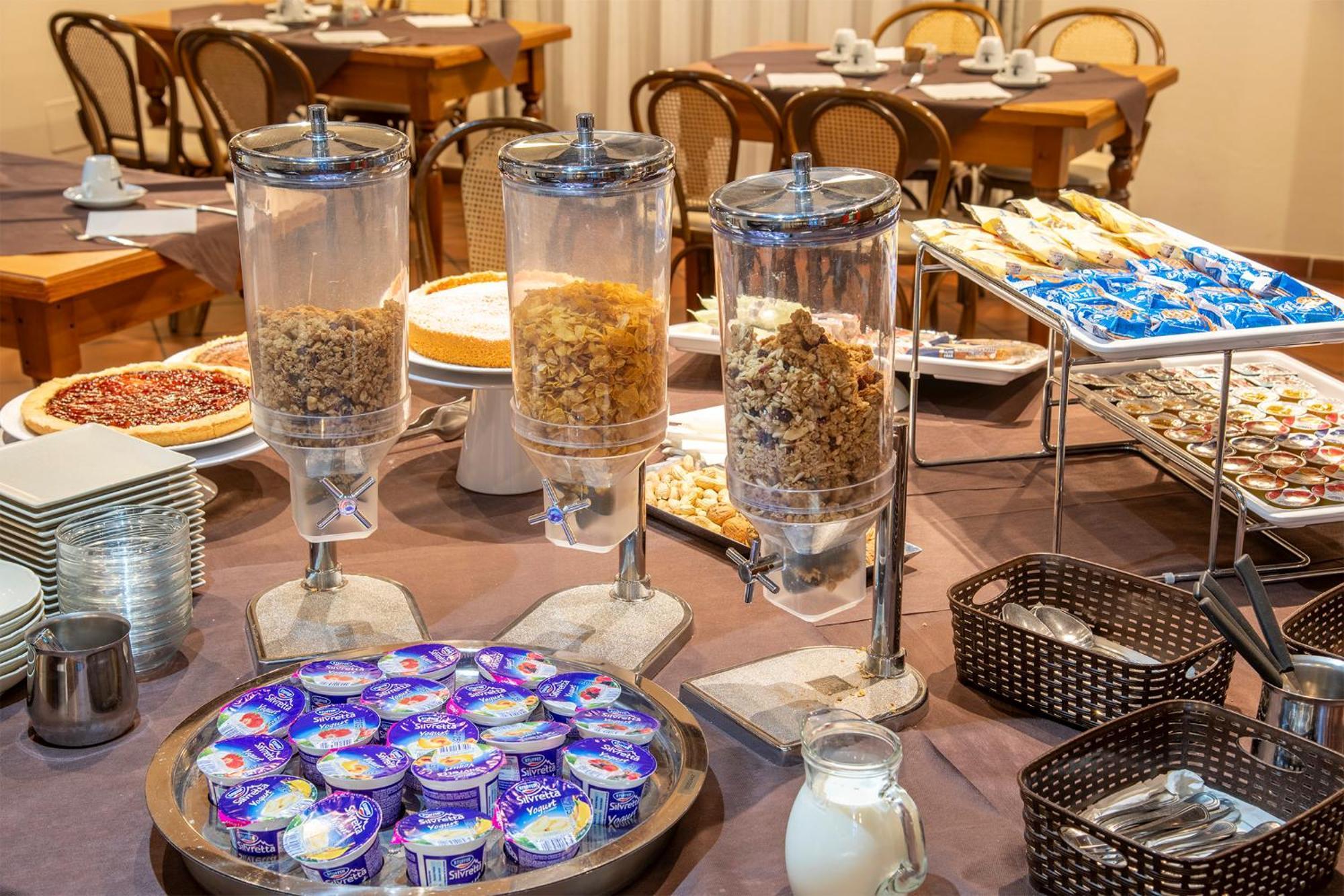 Hotel Vecchio Casello Castelleone Экстерьер фото