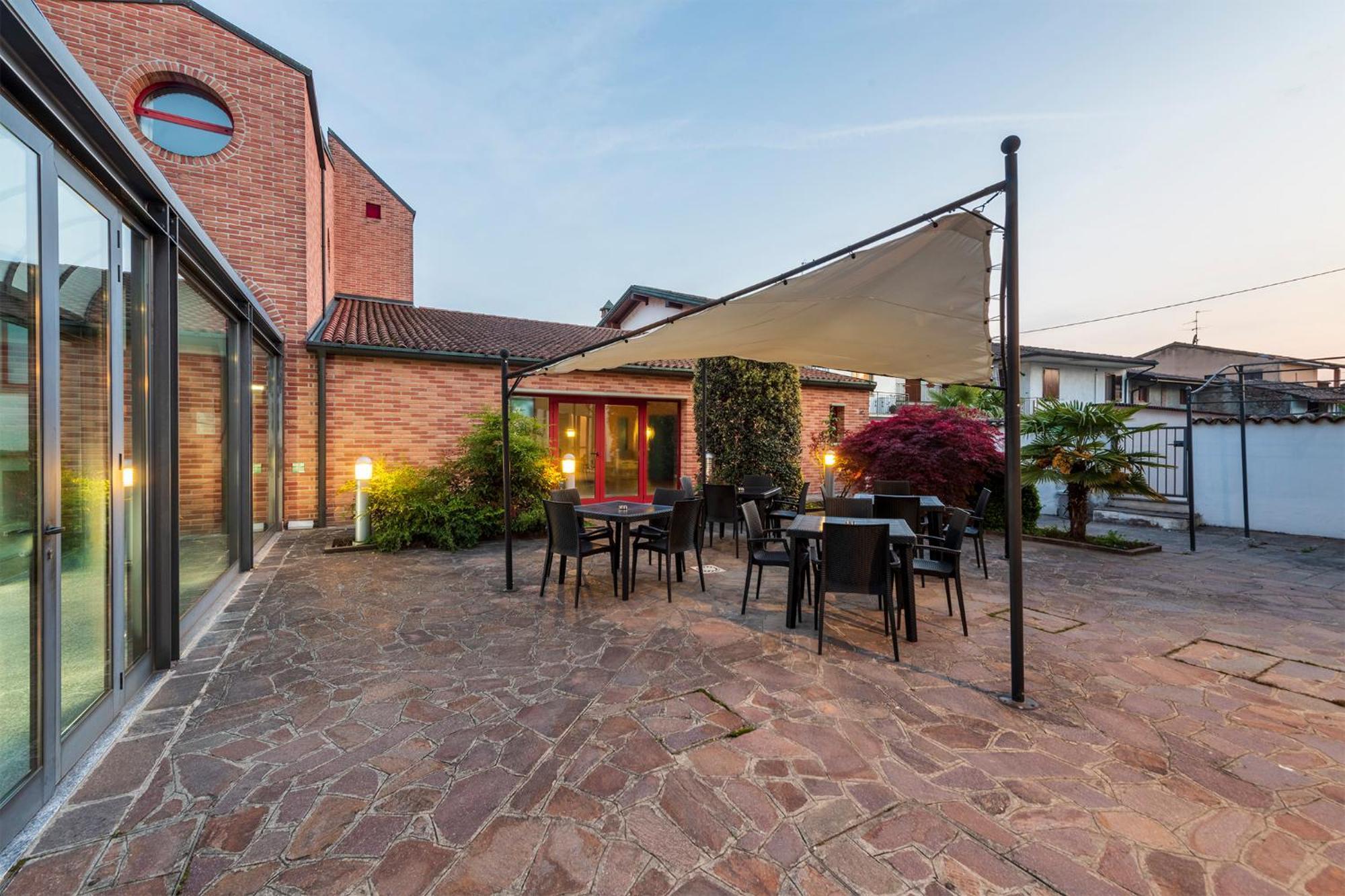 Hotel Vecchio Casello Castelleone Экстерьер фото