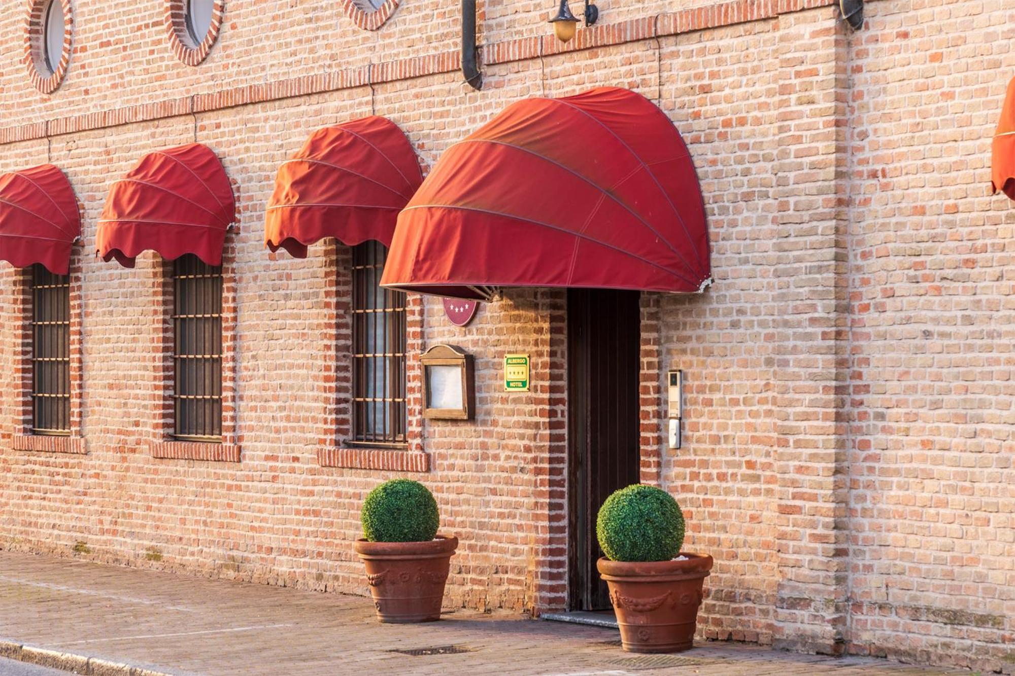 Hotel Vecchio Casello Castelleone Экстерьер фото