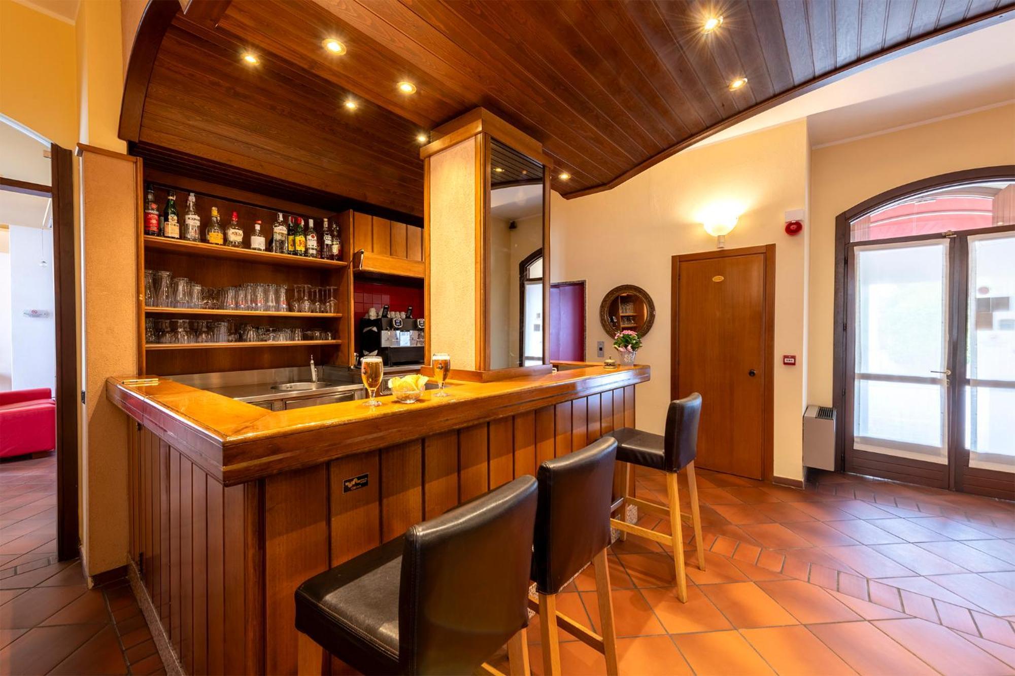 Hotel Vecchio Casello Castelleone Экстерьер фото